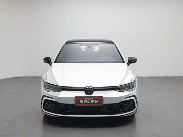 Volkswagen Golf GTI 2023 380TSI DSG GTI — фото 3