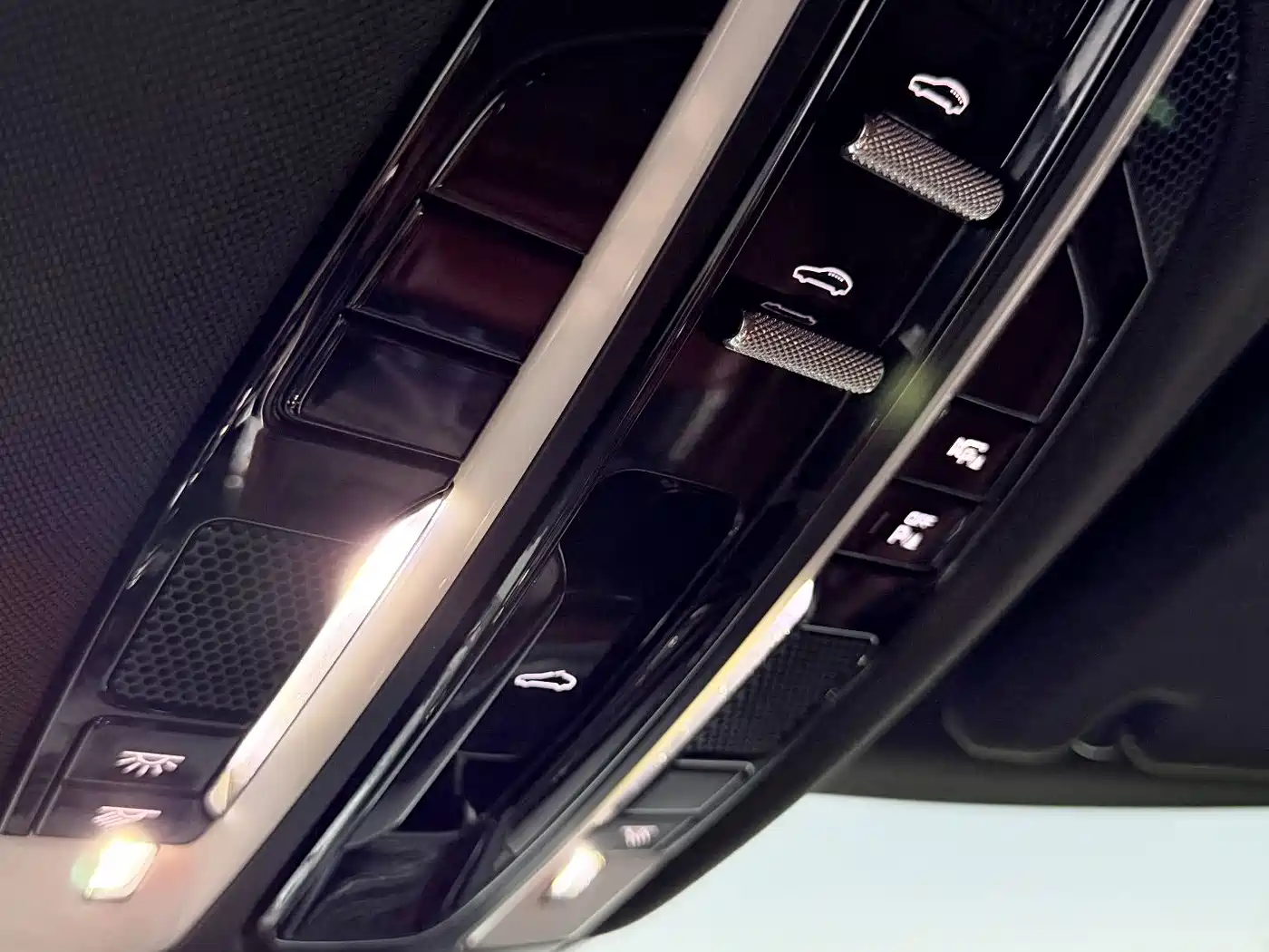 Porsche Panamera 2017 Panamera 3.0T фото 17