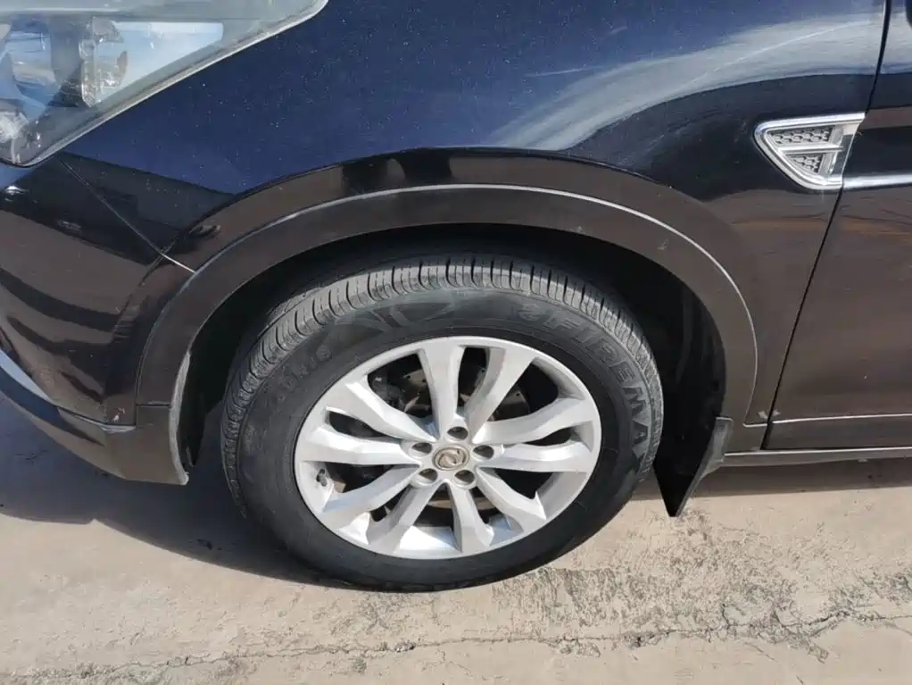 Dongfeng Aeolus Dongfeng Fengshen AX7 2015 2015 2.0L Automatic Smart Ease