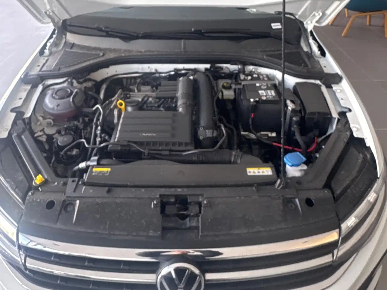 VOLKSWAGEN BORA