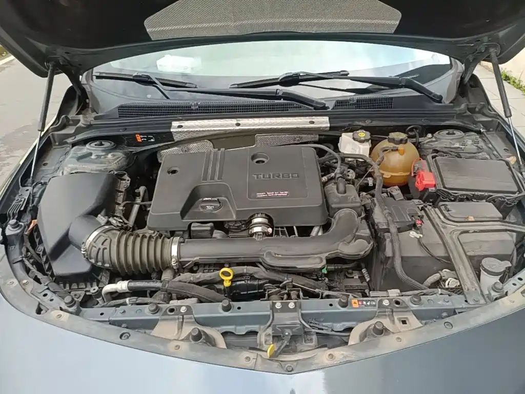 Photo 20 - Chevrolet Malibu XL