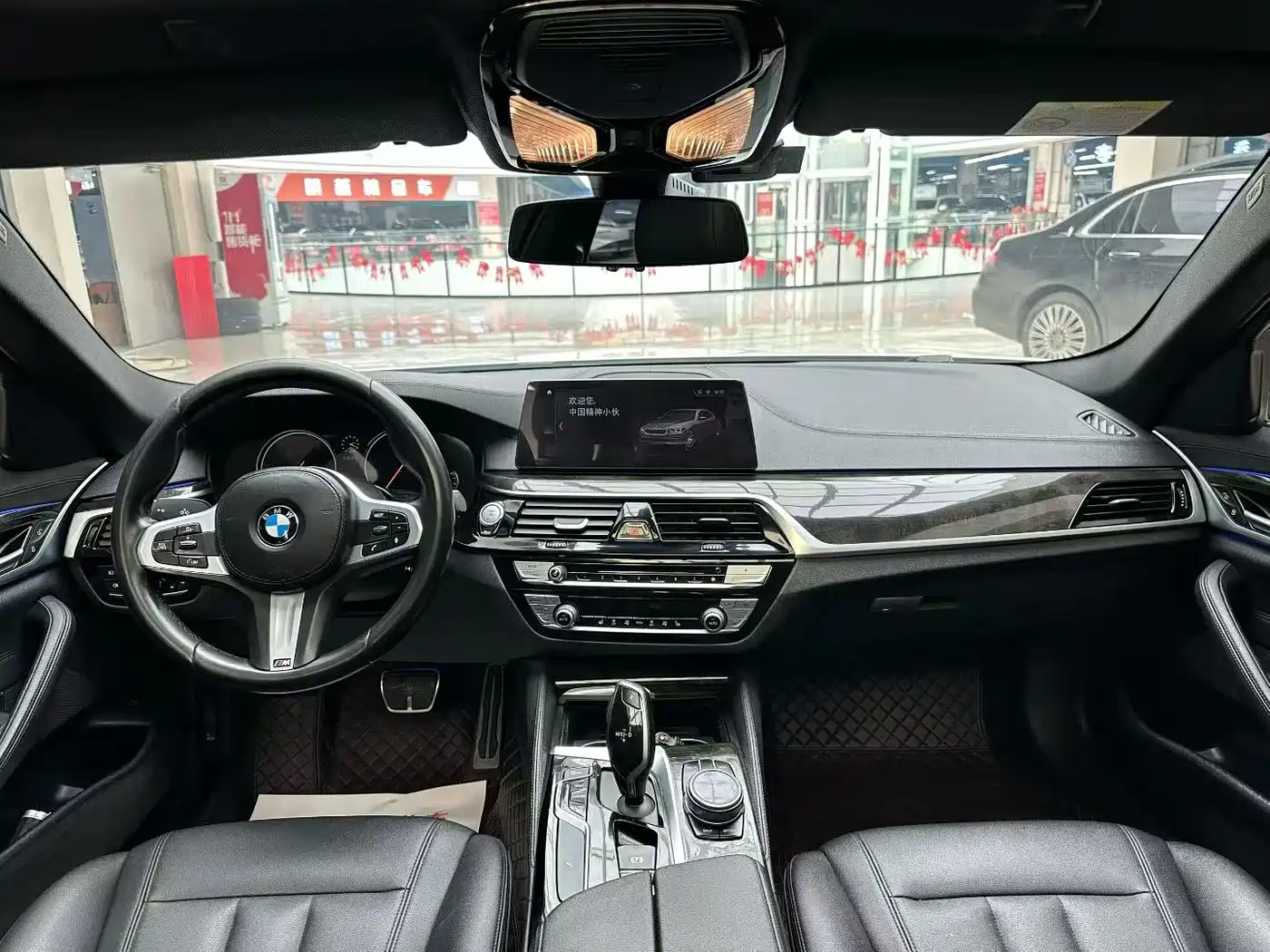 BMW 5 Series 2018 525Li M Sport Package фото 6