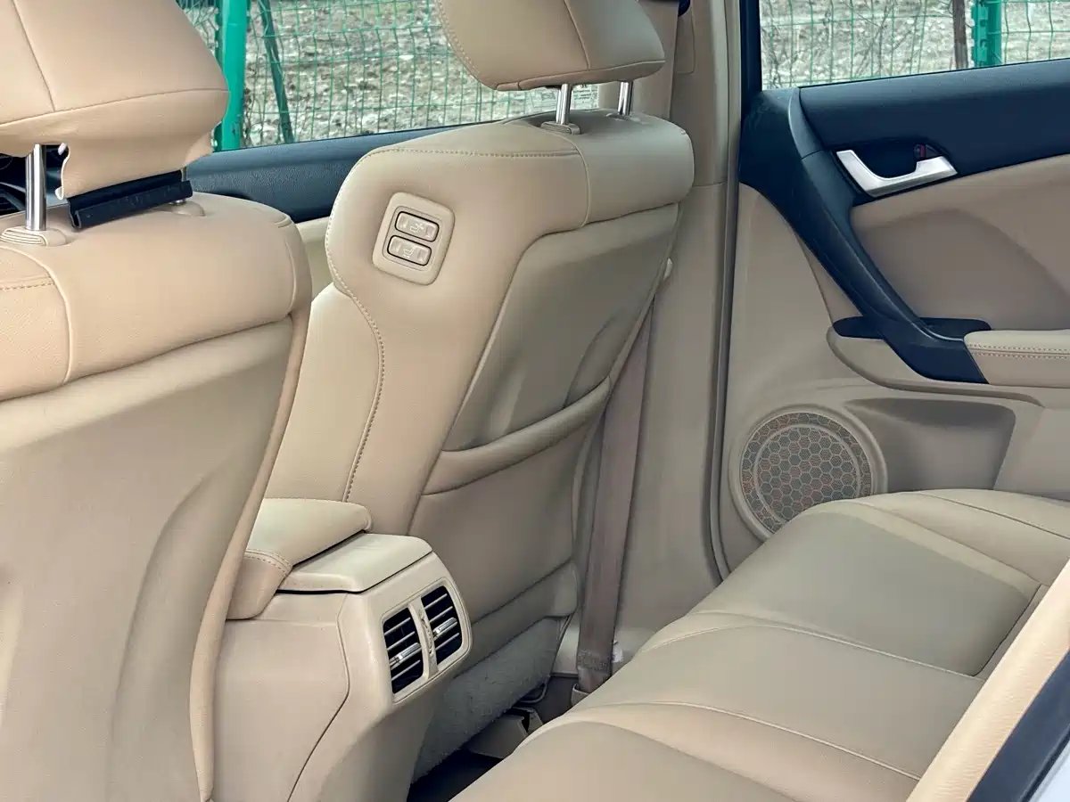 Honda Spirior 2013 2013 2.4L Premium Edition