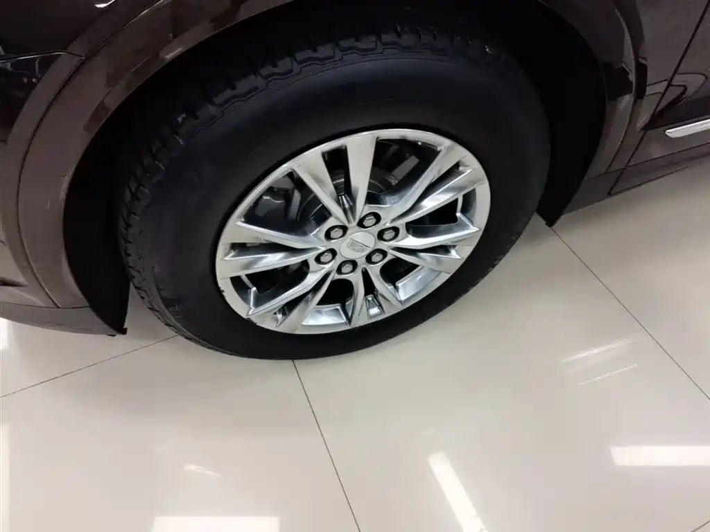 Cadillac XT5 2020 28T AWD Luxury Model фото 23