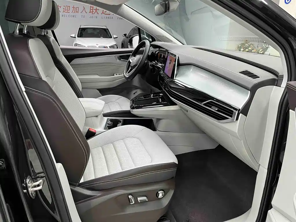 Volkswagen Talagon 2022 380TSI 4WD Luxury Premium Pro Edition 6-seater фото 13