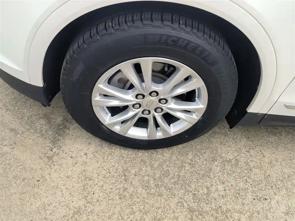 Cadillac XT5 2020 28T Luxury Model фото 23