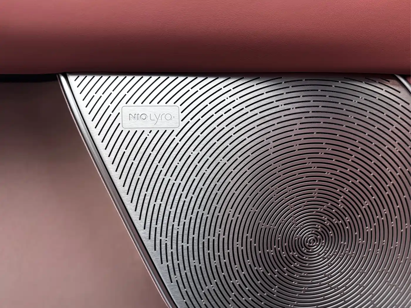 NIO ES8 2026 2025 Model 6-Seat Executive Luxury Edition