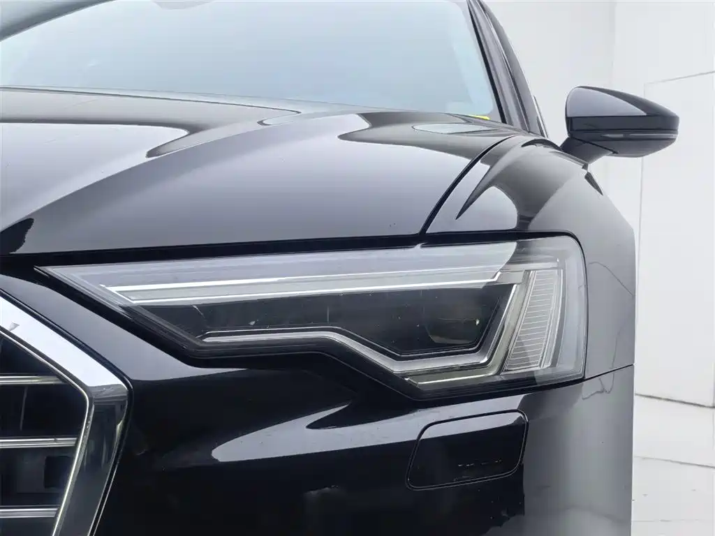 Audi A6L 2021 45 TFSI Exclusive Elegance фото 21