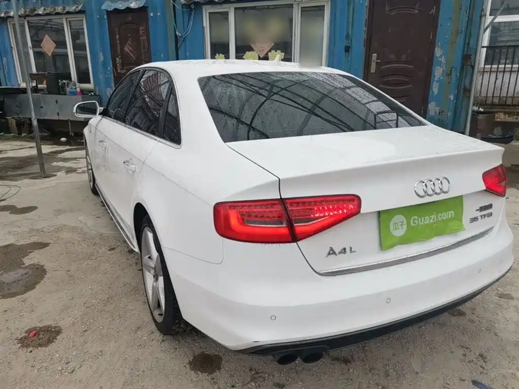 Audi A4L 2016 35 TFSI Heritage Edition S line Luxury фото 5