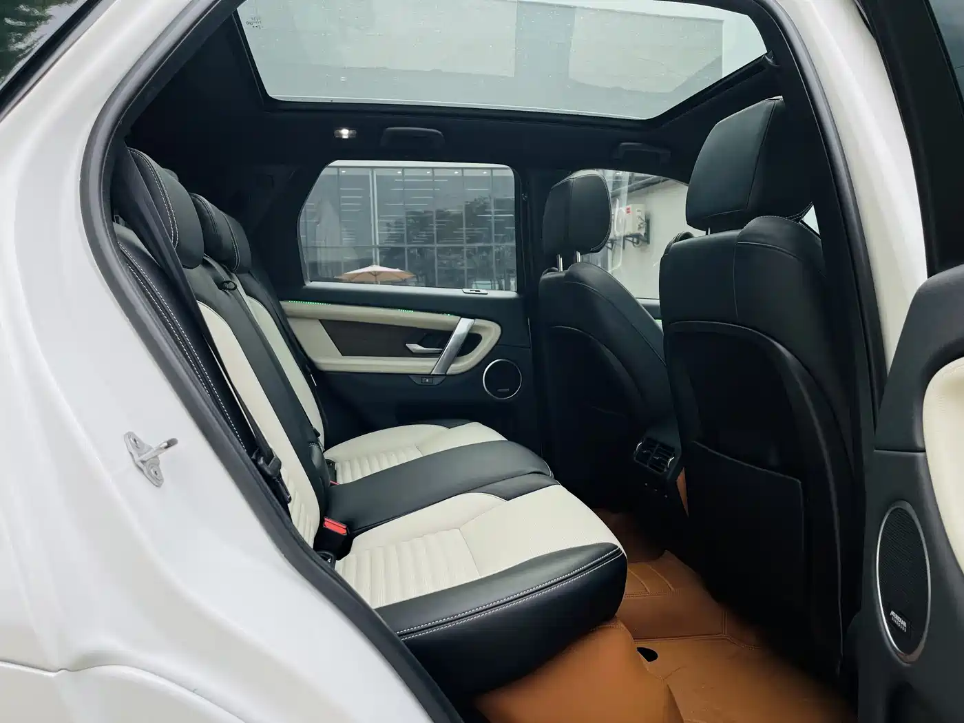 Land Rover Discovery Sport 2021 249PS R-Dynamic S Performance Edition фото 15