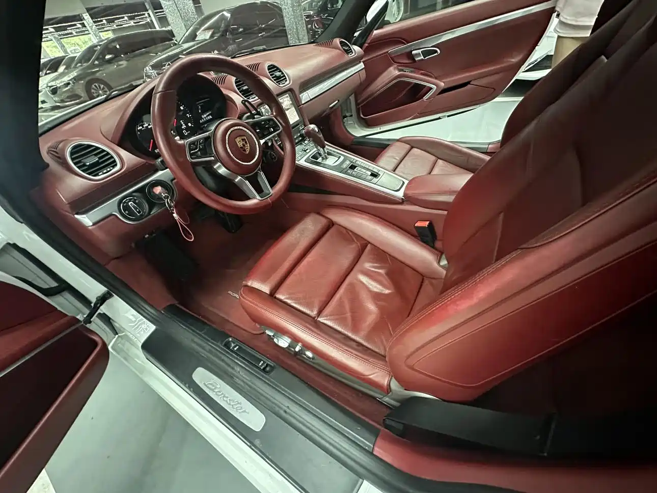 Porsche 718 2016 Boxster 2.0T фото 6