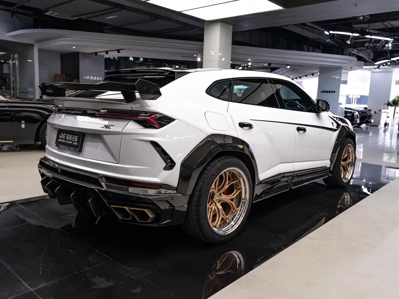 Lamborghini Urus 2018 4.0T V8 фото 13