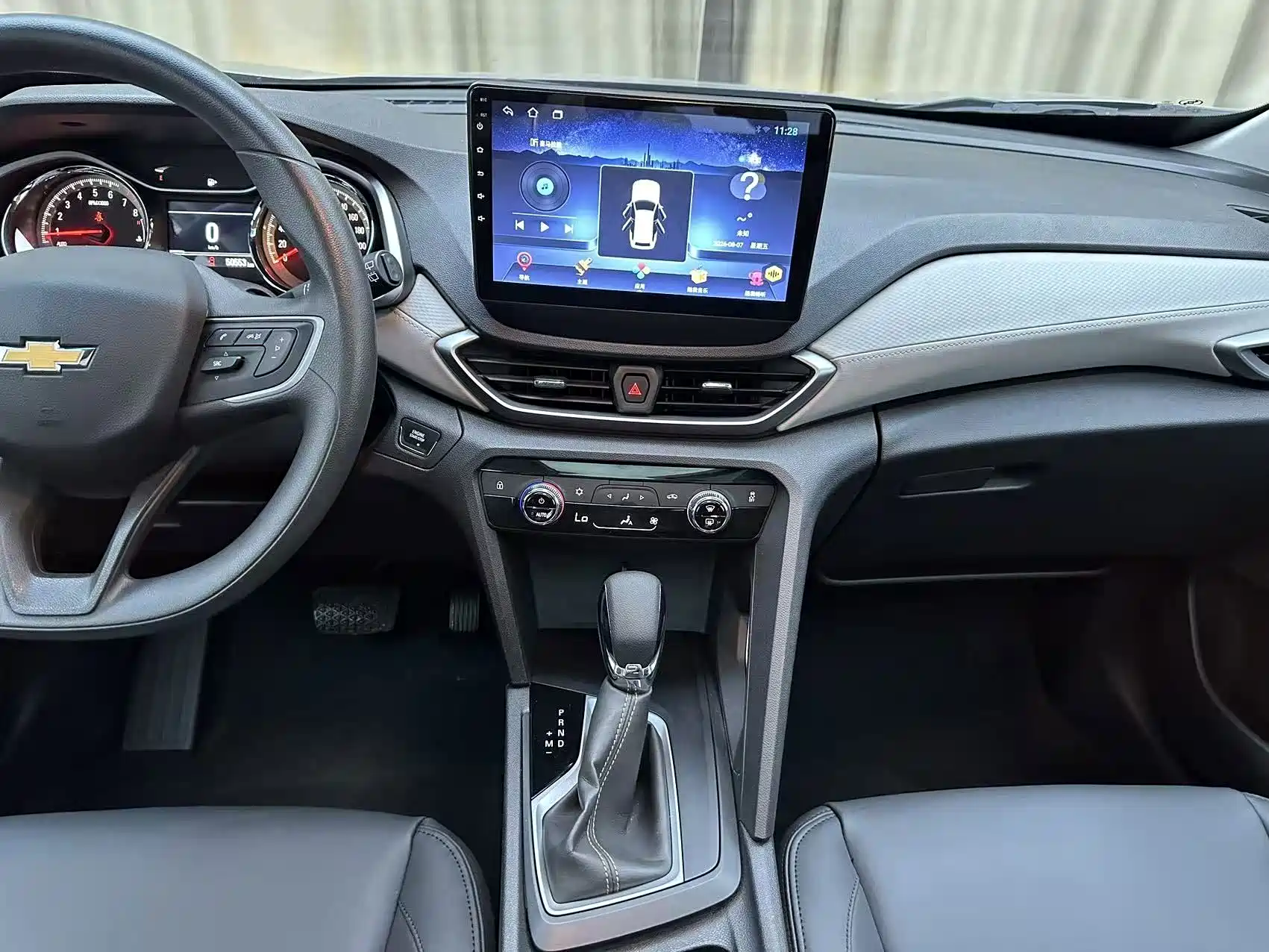 Photo 16 - Chevrolet Orlando