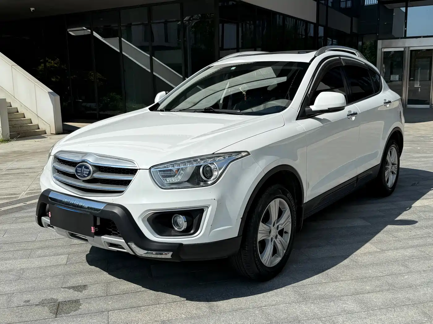 Besturn X80 2015 2015 2.0L Automatic Comfort