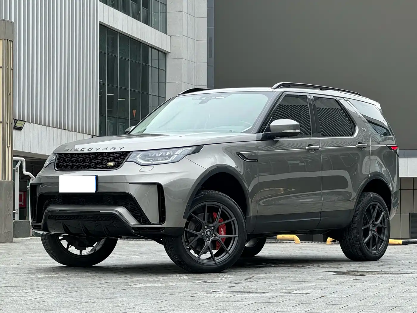 Land Rover Discovery 2019 3.0 SC V6 SE