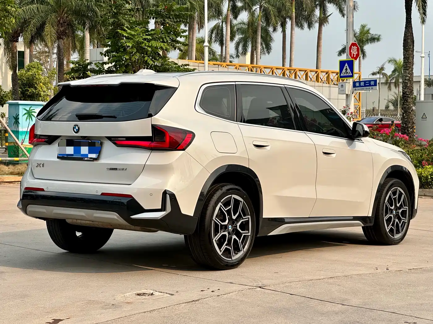 BMW X1 2024 sDrive25Li X Design Package фото 9