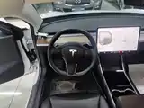 Фото 11 - Tesla Model 3