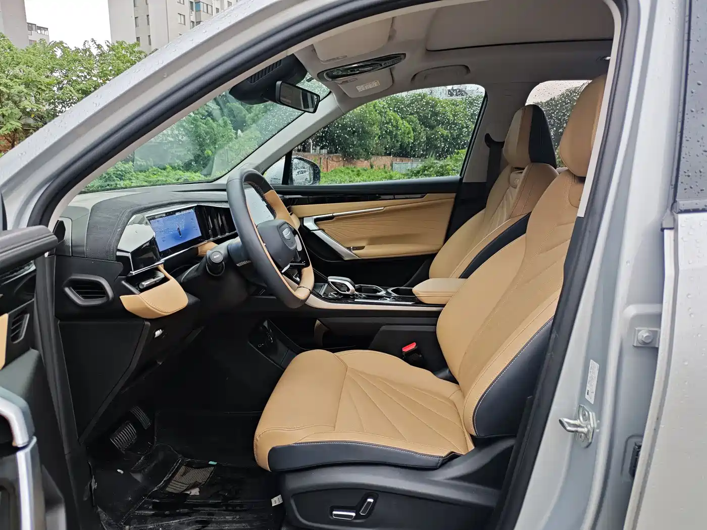 GEELY AUTOMOBILE BOYUE L