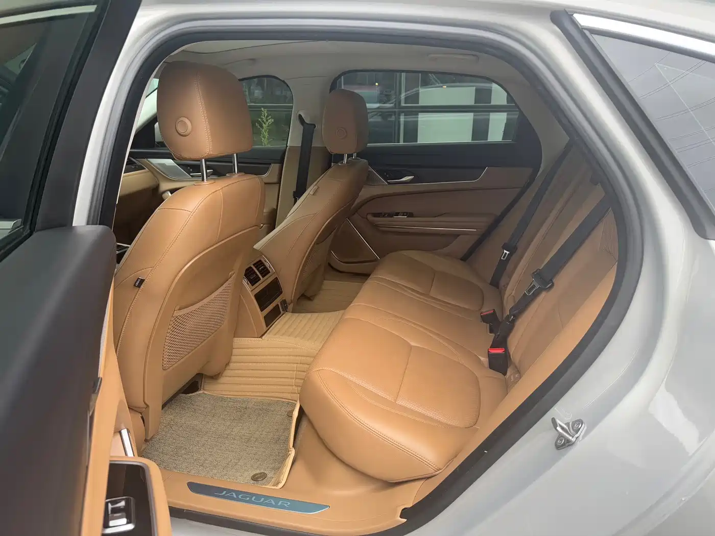 Jaguar XFL 2025 2024 2.0T P250 2WD Premium Luxury