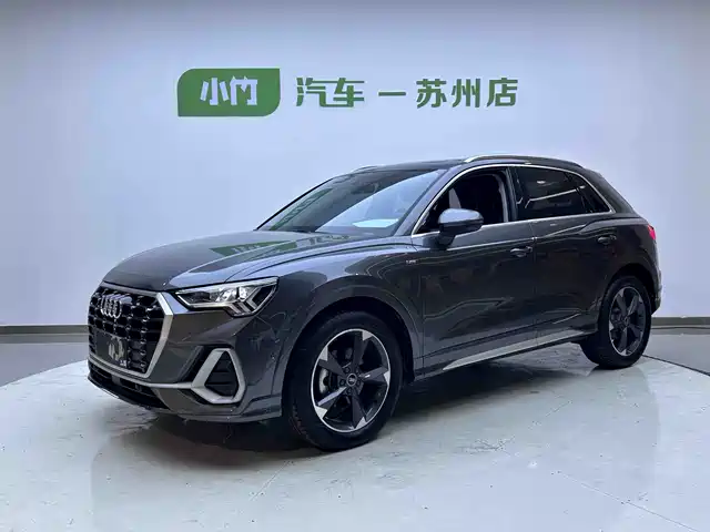 Audi Q3 35 TFSI, Стиль Драйв