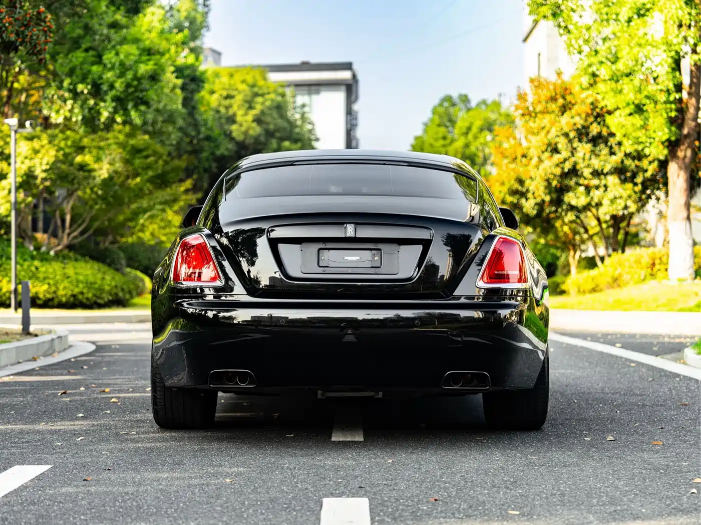 Rolls-Royce Wraith 2018 6.6T Black Badge фото 15
