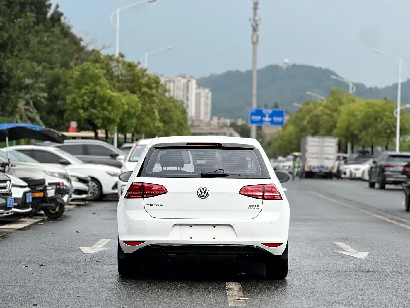 Volkswagen Golf 2016 230TSI Automatic Luxury фото 12