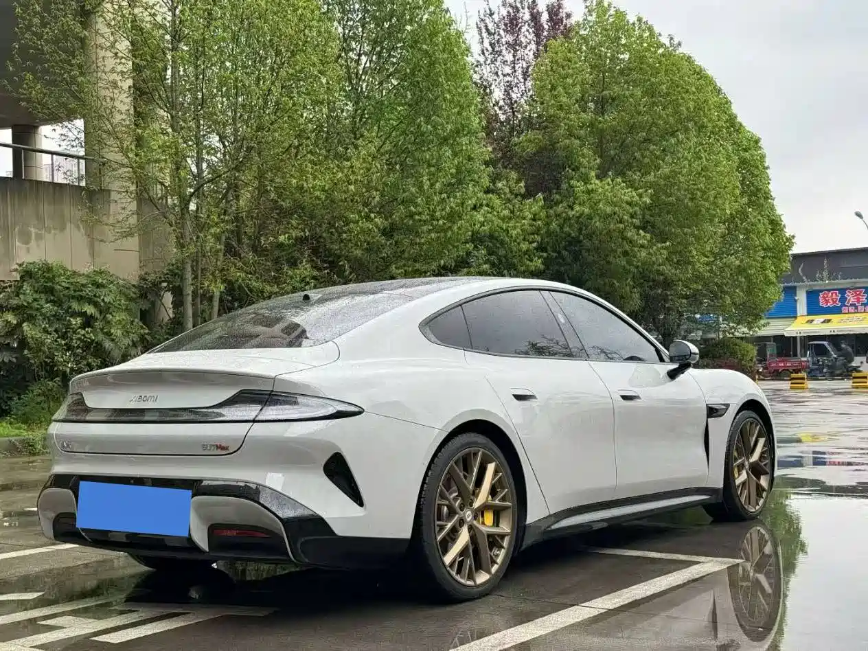 XIAOMI CAR XIAOMI SU7