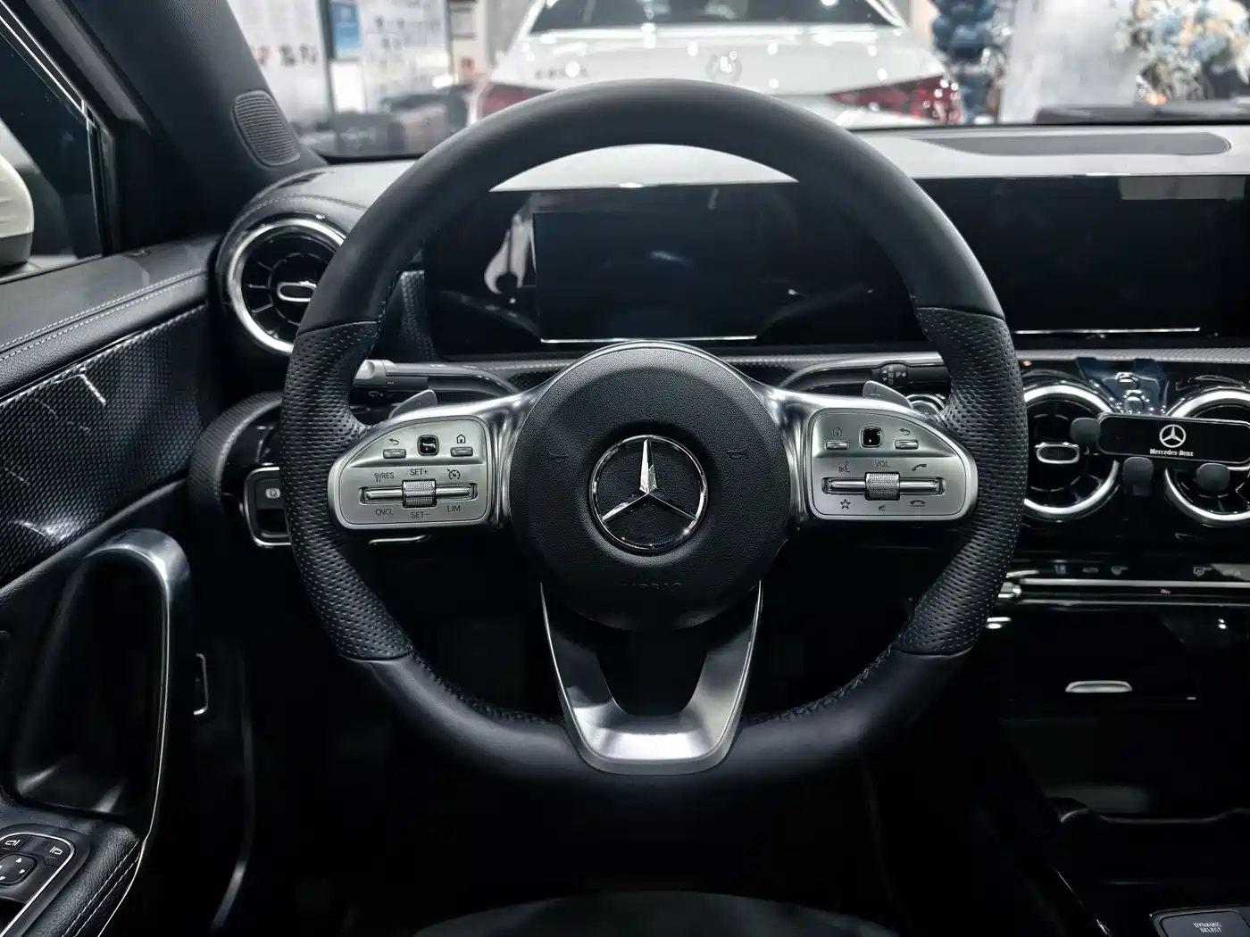 Mercedes-Benz A-Class 2019 A 180 L Sport Sedan фото 20