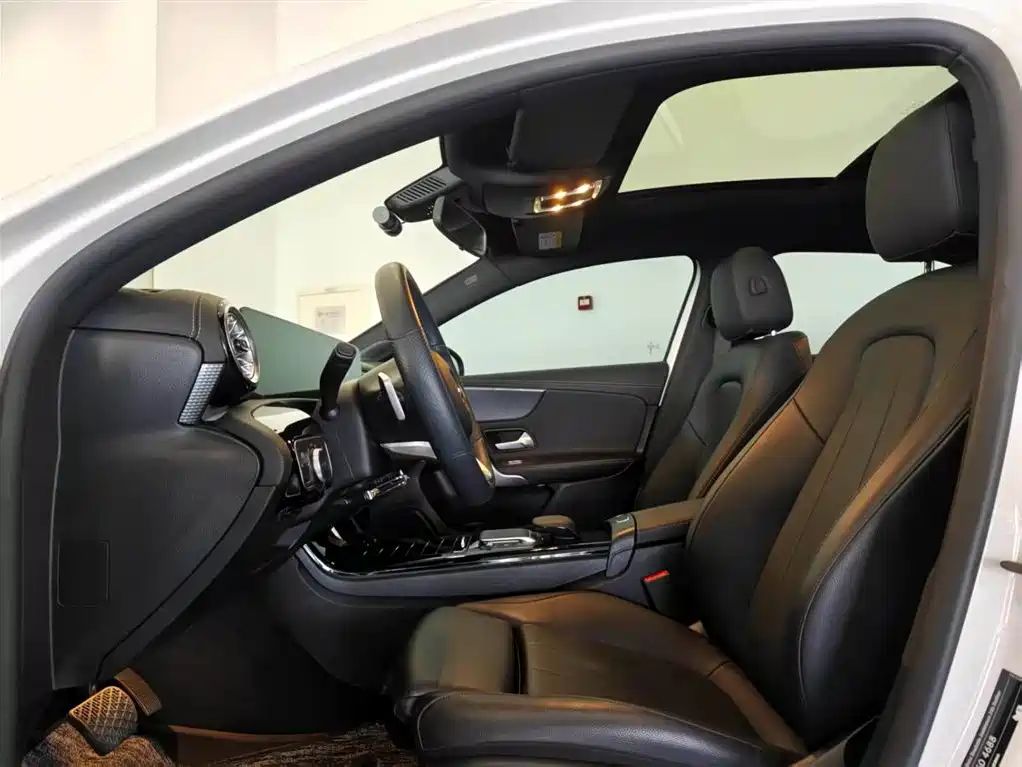 Mercedes-Benz A-Class 2022 Facelift A 200 L Sport Sedan Fashion Style фото 10