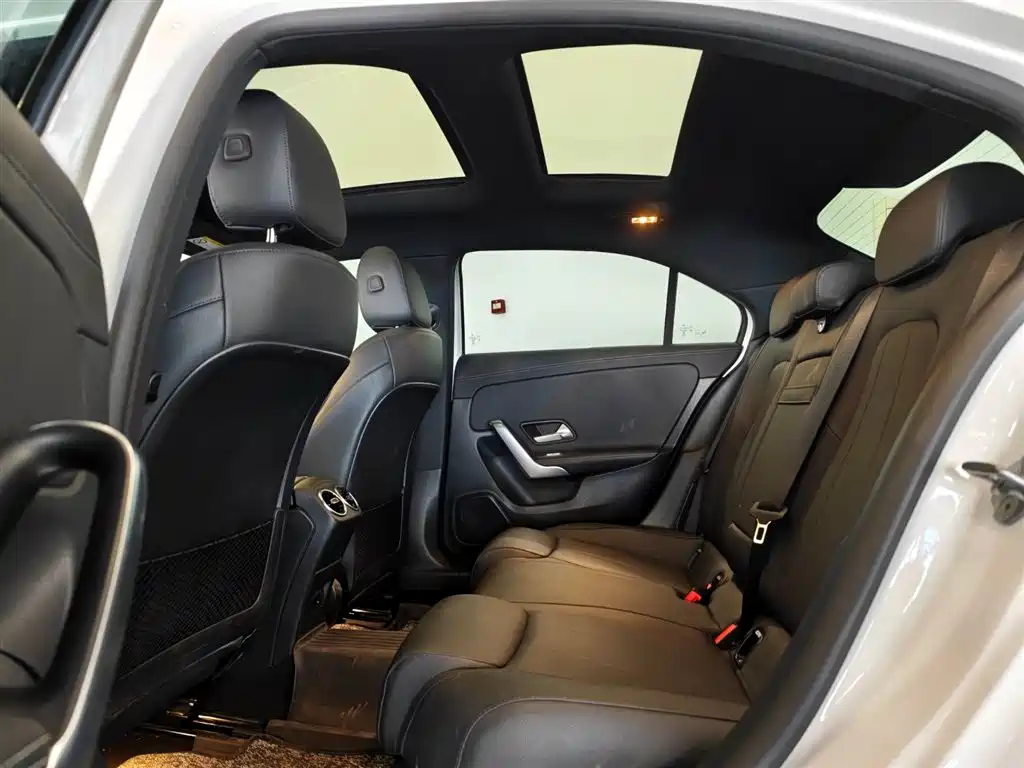 Mercedes-Benz A-Class 2022 Facelift A 200 L Sport Sedan Fashion Style фото 11