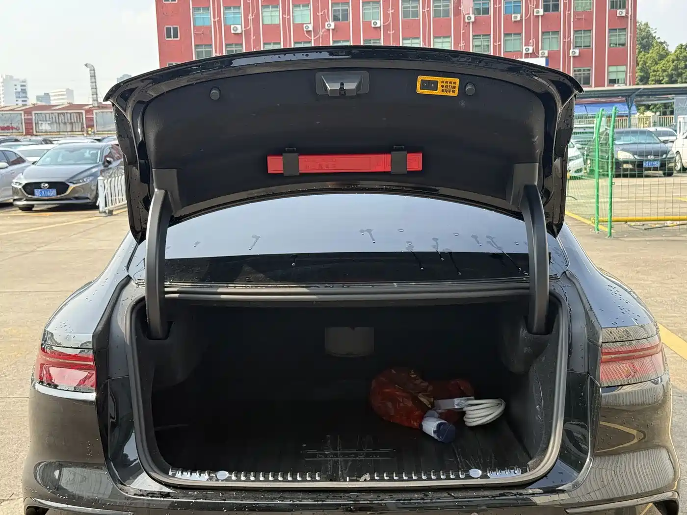 BYD Han 2025 2025 DM-i Smart Driving Edition 125KM LiDAR Flagship