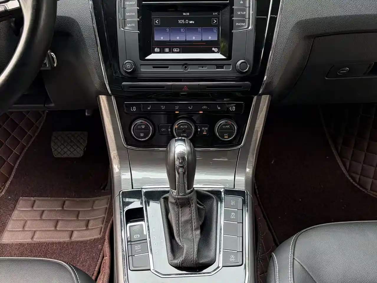 Volkswagen Passat 2017 280TSI DSG Prestige фото 13