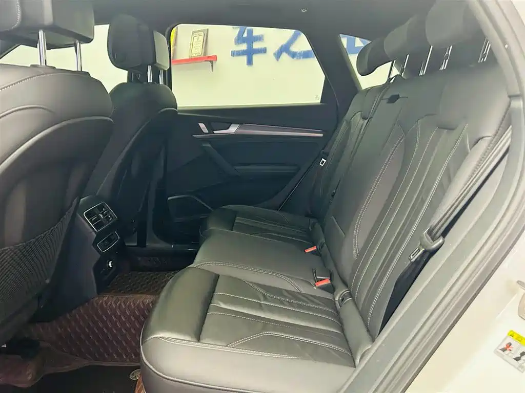 Audi Q5L 2024 Model 45 TFSI Luxury Dynamic фото 22