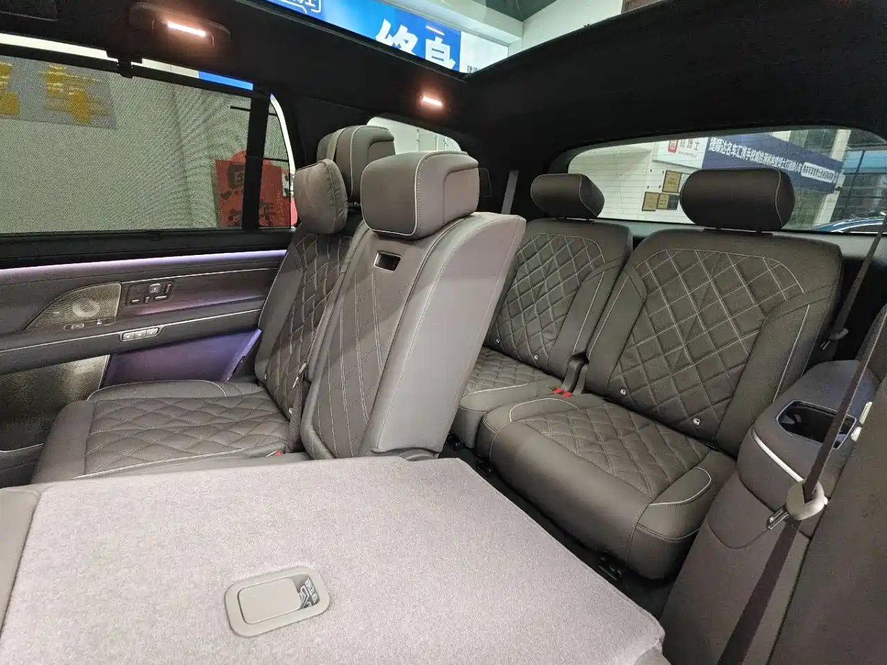NIO ES8 2025 Base Model 7-Seater фото 15