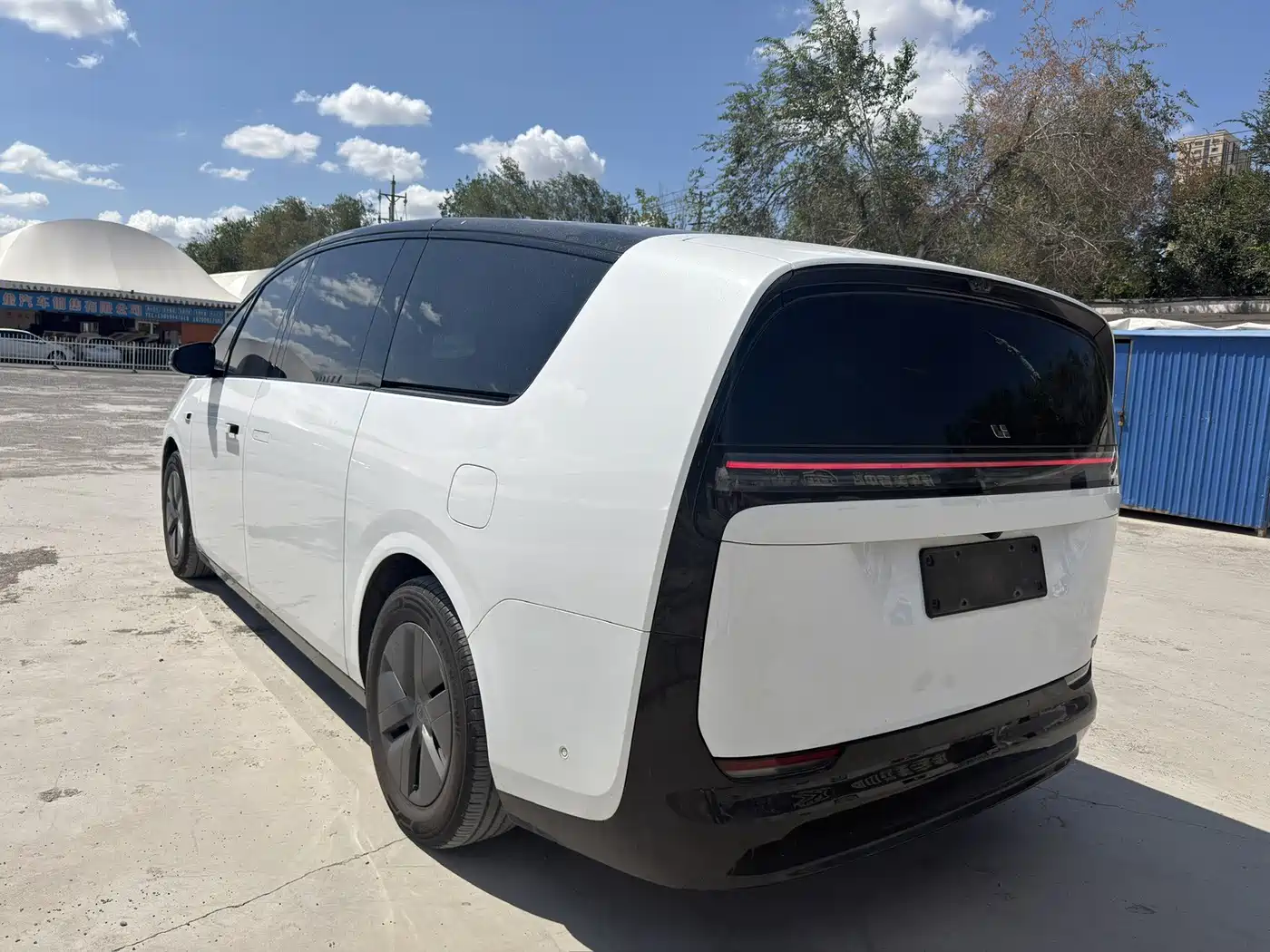 Li Auto MEGA 2026 2025 Model Home Family Special Edition