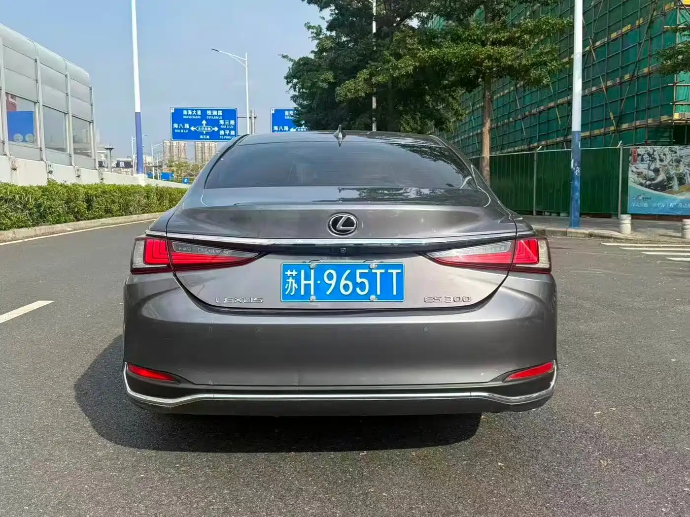 Фото 5 - Lexus ES