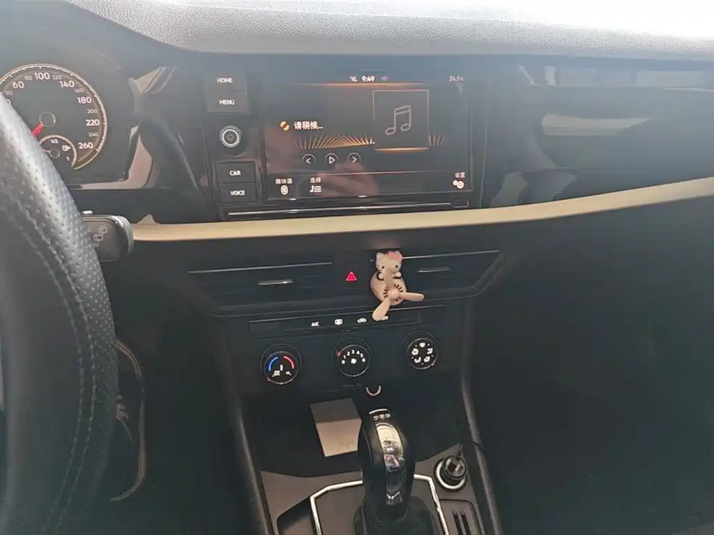 Volkswagen Lavida 2018 Hatchback 200TSI DSG Comfort Edition China V фото 13