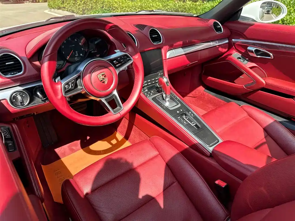 Porsche 718 2016 Boxster 2.0T фото 9