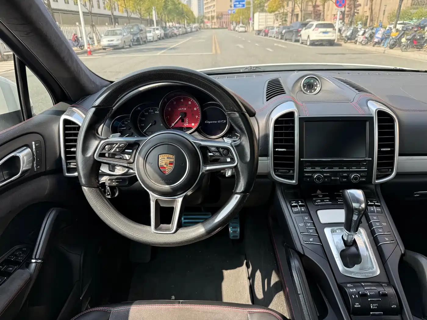 Porsche Cayenne 2015 Cayenne GTS 3.6T фото 14