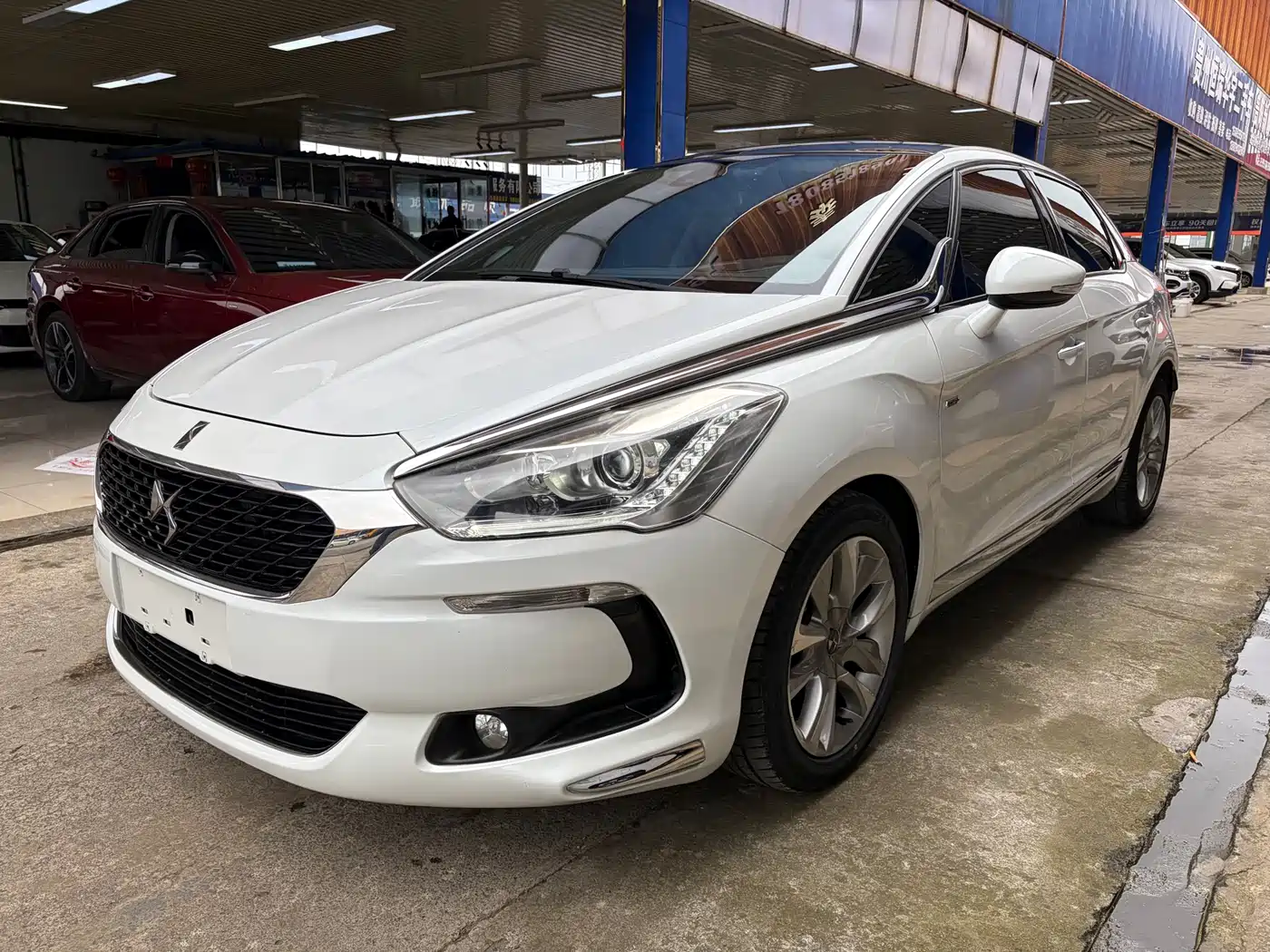 DS 5 2018 2015 1.6T Luxury THP160