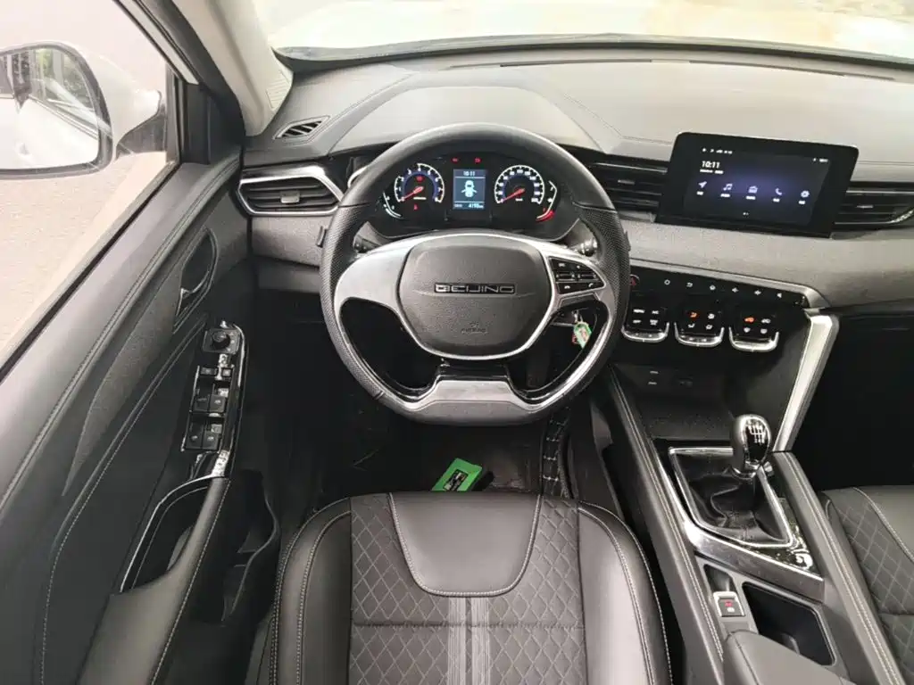 BAIC Beijing X3 2020 2019 1.5T Manual Starlight Edition