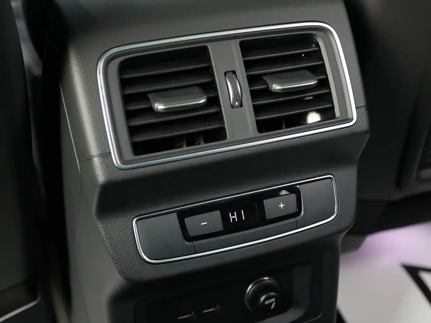 Audi Q5L 2021 40 TFSI Luxury Dynamic фото 15