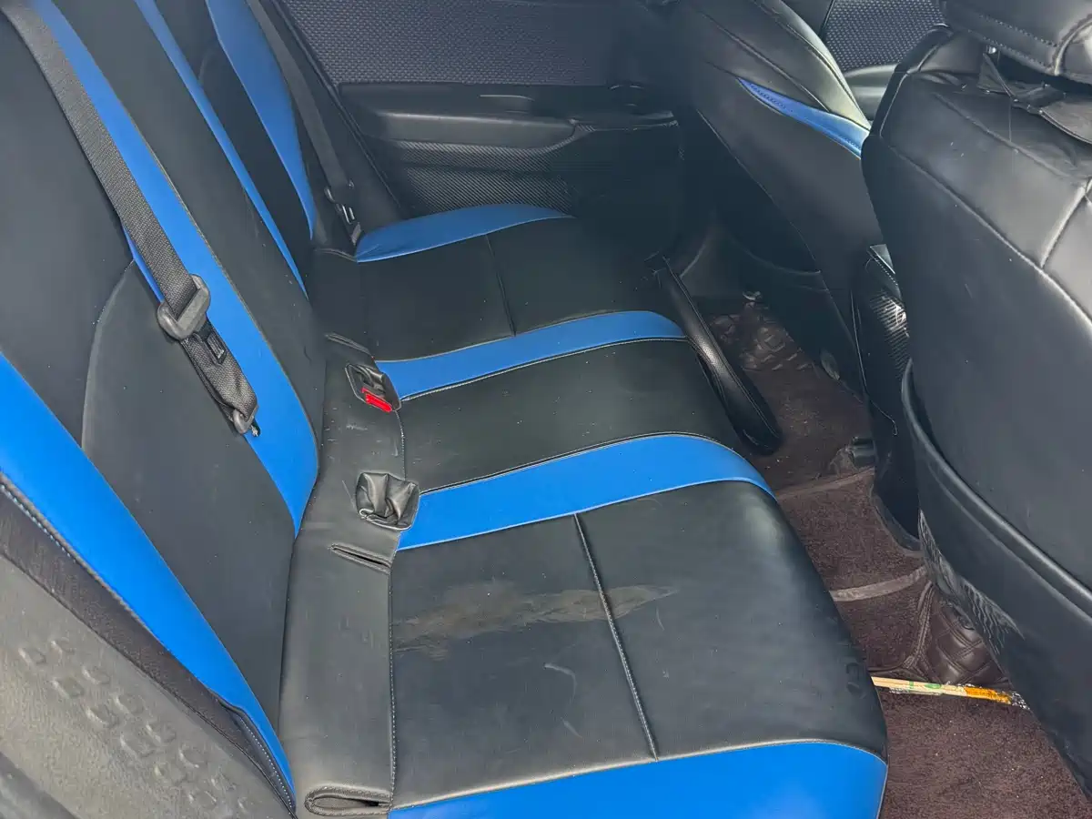 Toyota C-HR 2018 2.0L Leading Sunroof Edition V фото 19