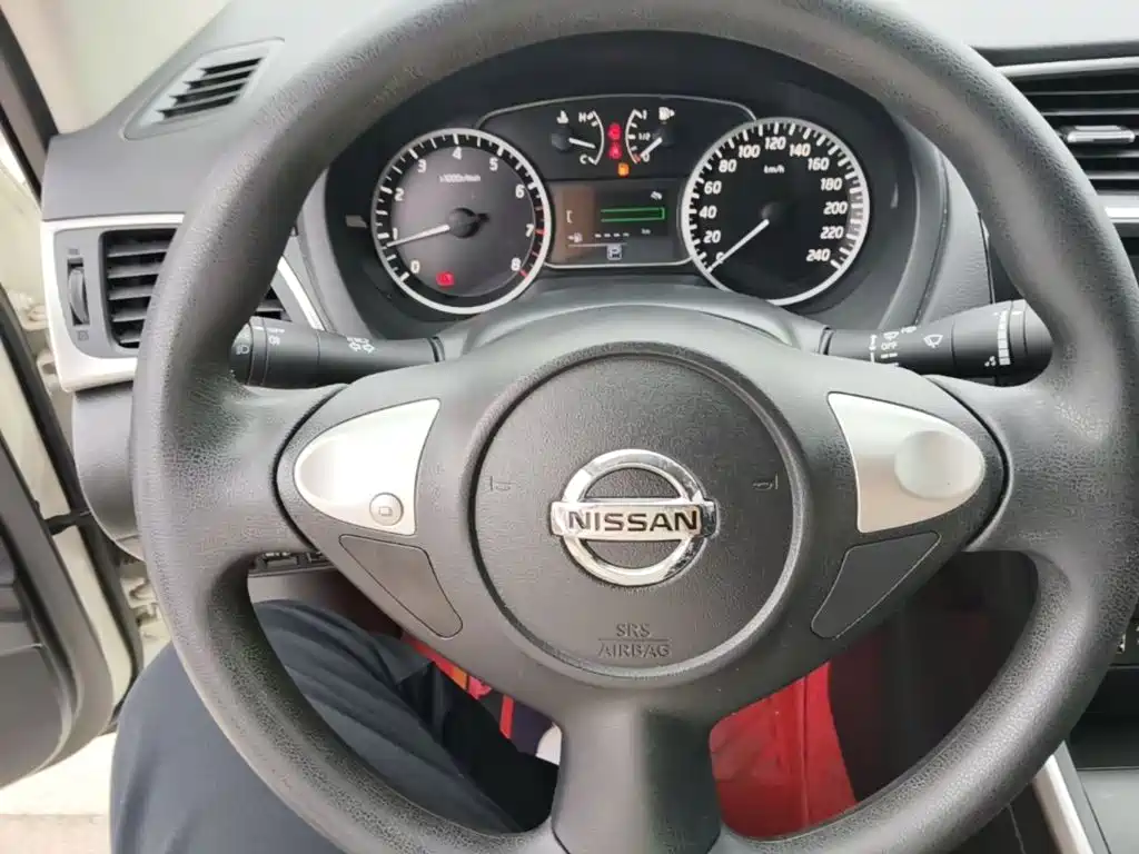 Nissan SYLPHY, миниатюра 11
