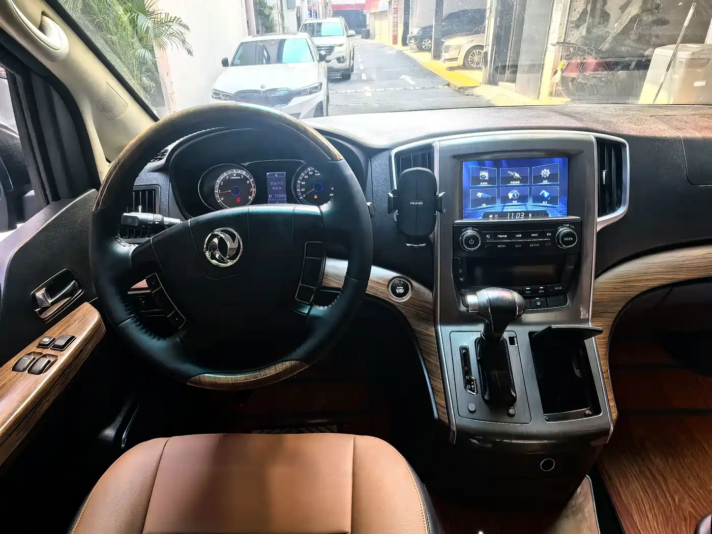 Dongfeng Fengxing Fengxing CM7 2016 2016 2.0T Automatic Flagship