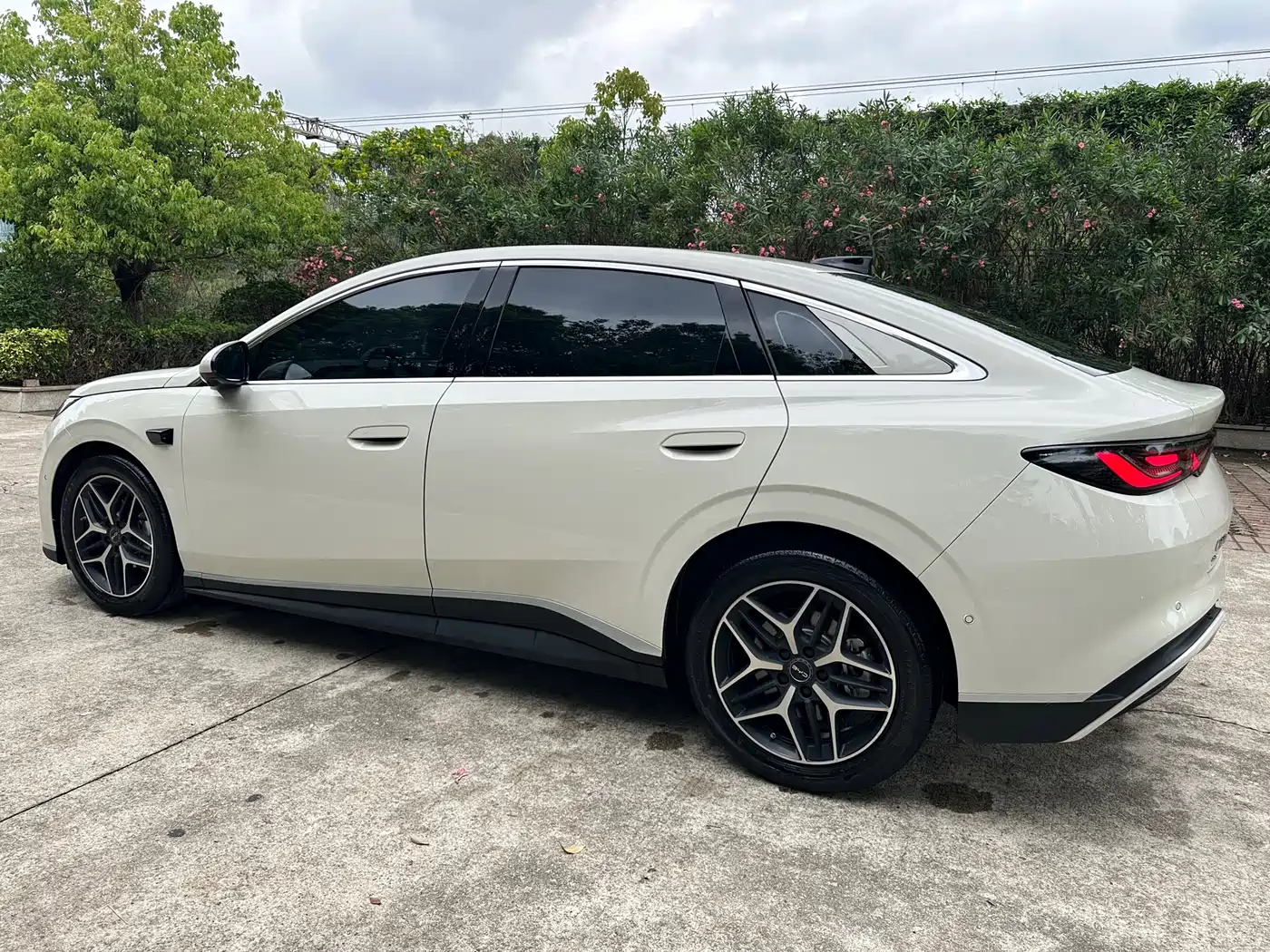 BYD SEAL 06 NEW ENERGY