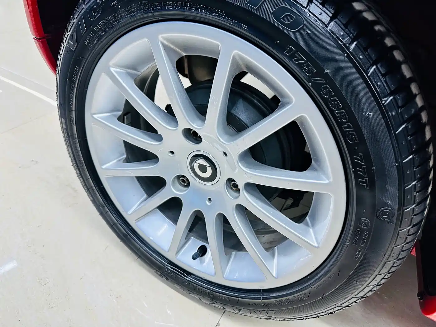 smart fortwo 2013 2013 1.0 MHD New Year Special Edition