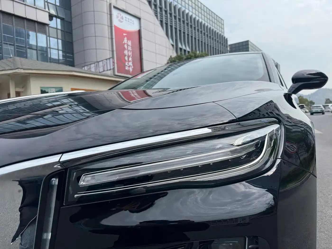 Hongqi H5 2024 1.5T DCT Smart Connect Flag Rhythm Edition фото 4
