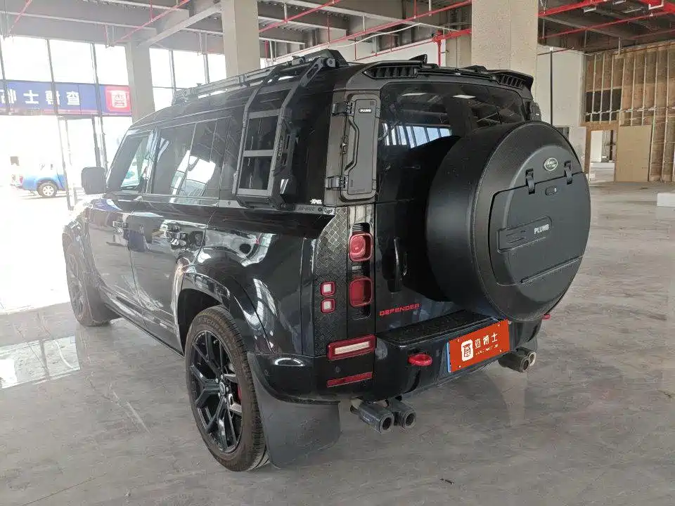 Фото 4 - Land Rover Defender