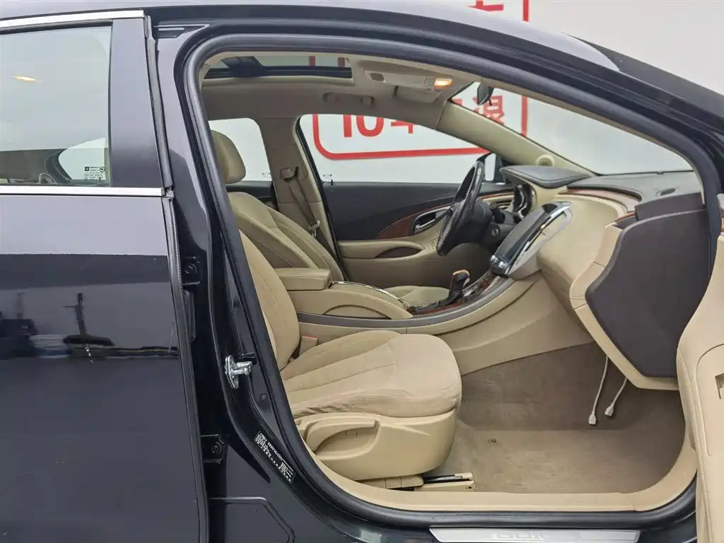 Buick LaCrosse 2011 Model 2.4L SIDI Comfort Sunroof Edition фото 23
